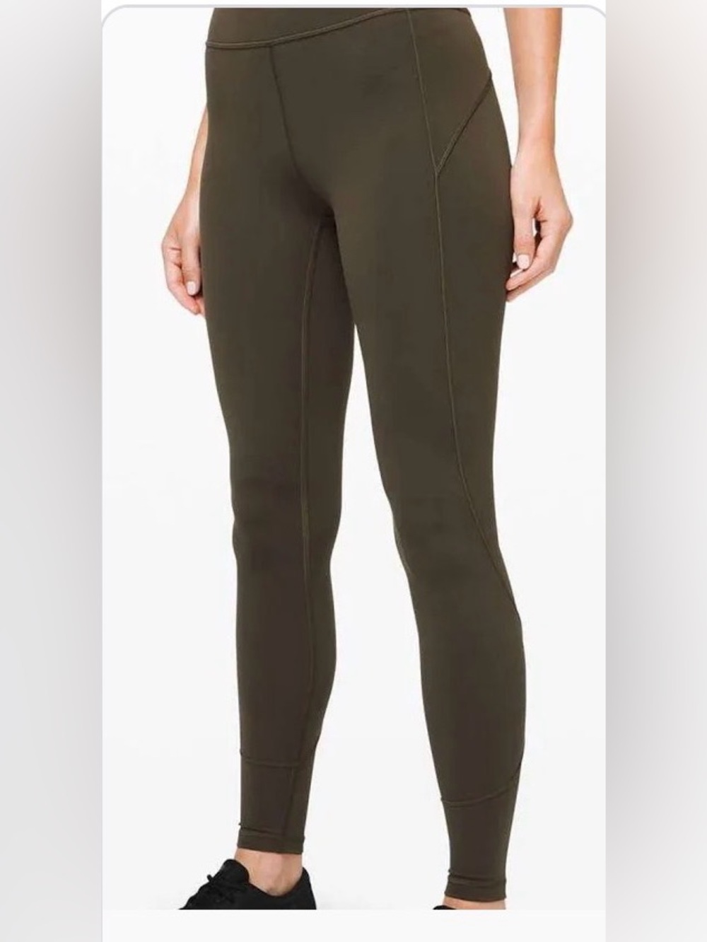 lululemon In Movement 28” Olive High-Rise
Leggings - size 2